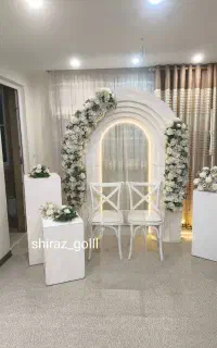 گل آرایی.جایگاه عروس.گلکاری ماشین عروس .کرایه گل