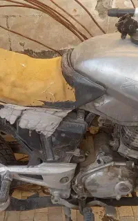 پالس ۱۸۰ مدل ۸۶ مزایده