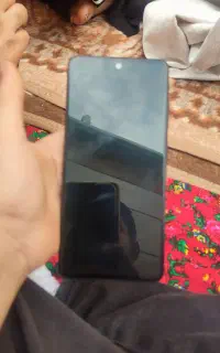 دو عددگوشی a51اس ۶