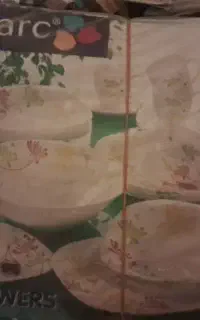 سرویس 46 پارچه چهارگوش اصل لومینارک