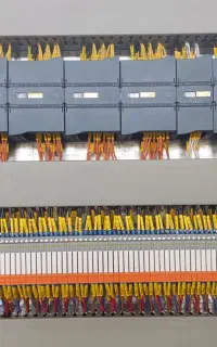 خدمات تخصصی تابلو برق صنعتی و اتوماسیون