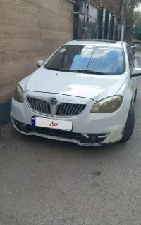 برلیانس ۳۲۰