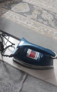 اتوی قدیمی  قشنگ اتو میکنه