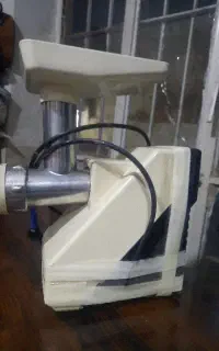 چرخ گوشت میتابا سالم