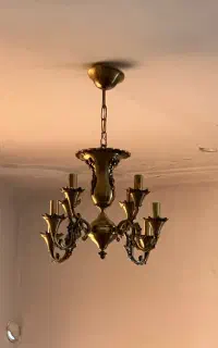 لوستر ۸ شعله