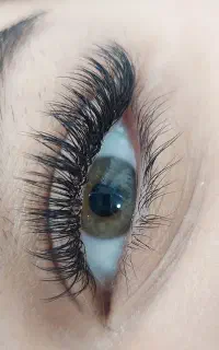 اکستیشن مژه در ایلام  طبیعی، والیوم  قیمت مناسب