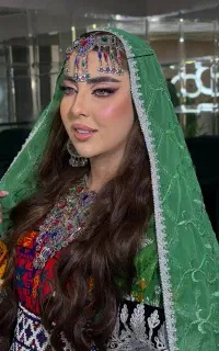 باسی میلیون پکیج ویژه عروس به همراه لباس وآریشگاه