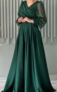 استخدام فروشنده خانم
