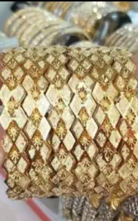 هر ماه یک النگوی طلا