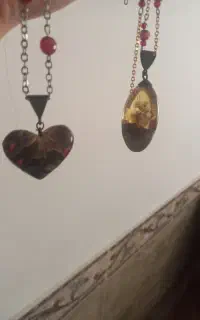 دو عدد گردنبند رزینی زیبا