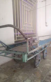 گاری چهار چرخ