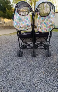 کالسکه دو قلو سالم