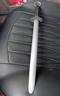 مثقل اف دیک F. DICK