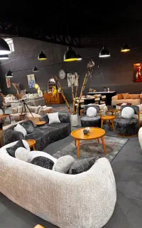 منشی و دستیار خانم