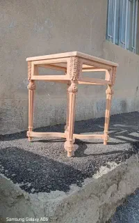 میز کاجی