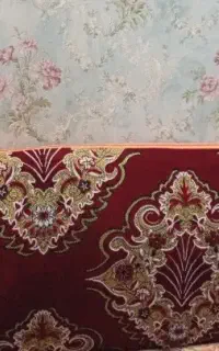 پشتی سنتی جنس خوب بدون مشکل و بزرگ  خوش نقش