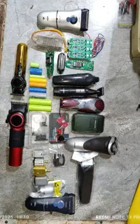 تعمیرات سشوار و ریش‌تراش ساخت نئون پلکسی