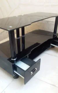 میزتلویزیونم