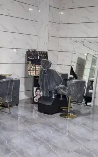 کلیه وسایل آرایشگاه به صورت کلی فروخته میشود