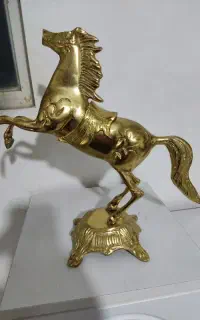 اسب برنز
