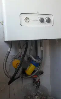 خدمات فنی محمدلو نصب وسرویس پکیج وتعمیرکولر گازی