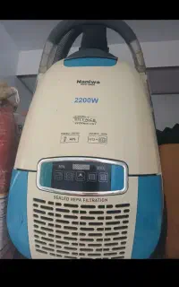 جاروبرقی نانیوا اصل 2200بدون تعمیر فابریک سالم