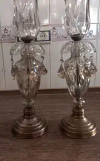 لاله شامپاینی