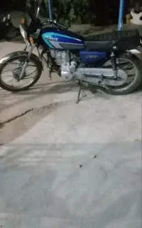 موتور سیکلت همتاز 150 مدارک کامل نقد یا معاوضه