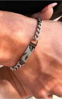 گردنبند و دستبند اختصاصی (حکاکی اسم و چشم)