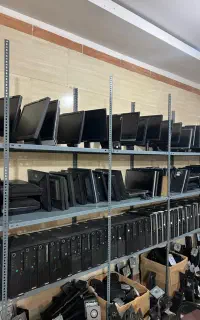 مانیتور اقتصادی ۱۵ تا ۲۴ اینچ درجه 1 و 2 و 3