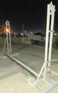 سلام.یک کارگاه قالی بافی