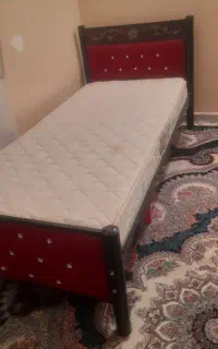 تخت فلزی با تشک طبی
