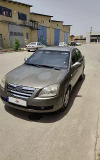 ام وی ام قهوه ای
