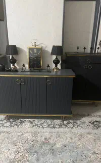 کنسول وآینه ومیزتی وی وجاکفشی