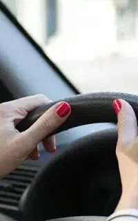 آموزش رانندگی برای خانمهای گواهینامه دار