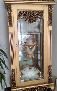 ویترین چوبی