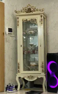 بوفه سلطنتی کرم طلایی