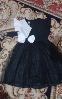 پیراهن دخترانه