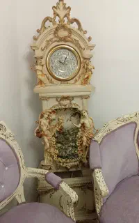 ساعت ایستاده آبشار دار