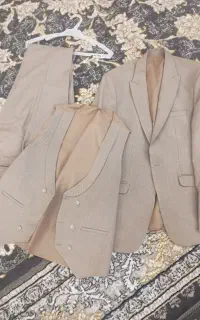 تعدادی کت وشلوار