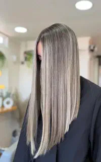 خدمات رنگ مو با 30درصد تخفیف