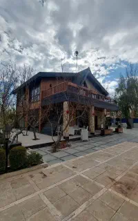 بنا کاشیکار سنگ‌کار رنگ‌کار جوشکار  آماده بکار