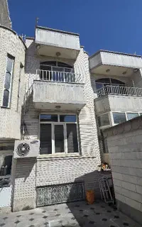 اجاره ساختمان دو طبقه بر خیابان گلگشت،ماندانا