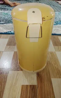 سطل آشغال فلزی