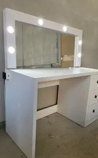 میز