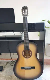گیتار ویکتور