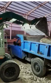 خدمات شبانه روزی با نیسان کمپرسی و بابکت