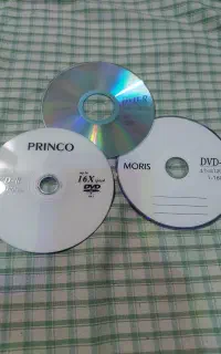 دی وی دی خام