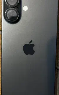 آیفون ۱۶ نرمال(بابیمه نامه سرقت،شکستگی و گارانتی)