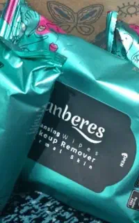 دستمال مرطوب